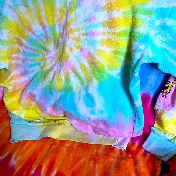 SpongeBob hoodie used in good condition - Picture 1 of 3